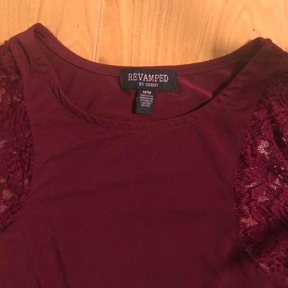 Wine Red Lace Long Sleeved Crop Top - Picture 2 of 3